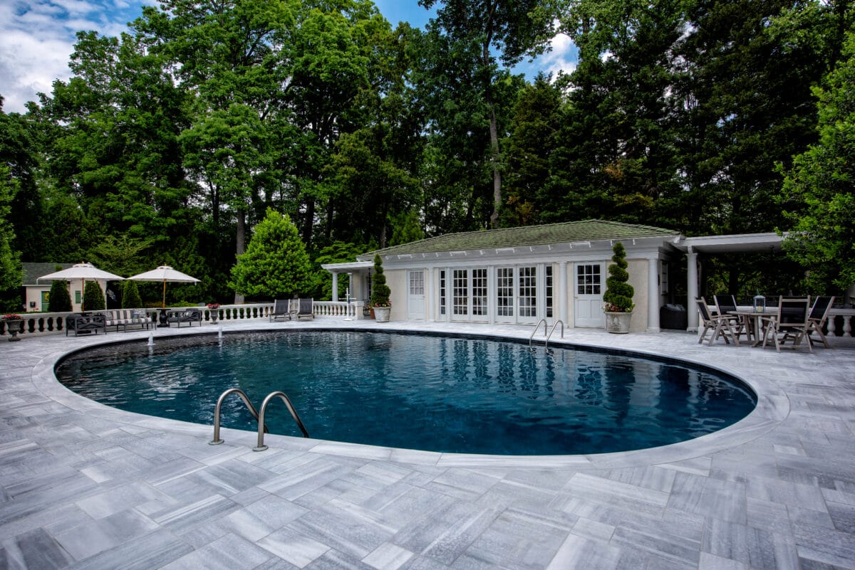 How to Get Rid of Pollen in your Pool (and other Small Debris) Vue